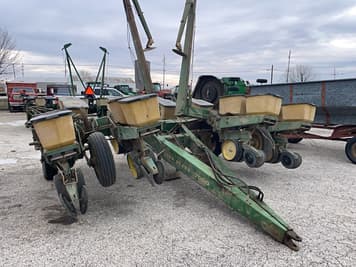 Main image John Deere 7000